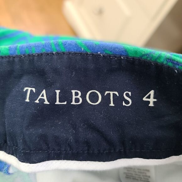 Talbots The Daily Shorts 4 - Picture 3 of 5